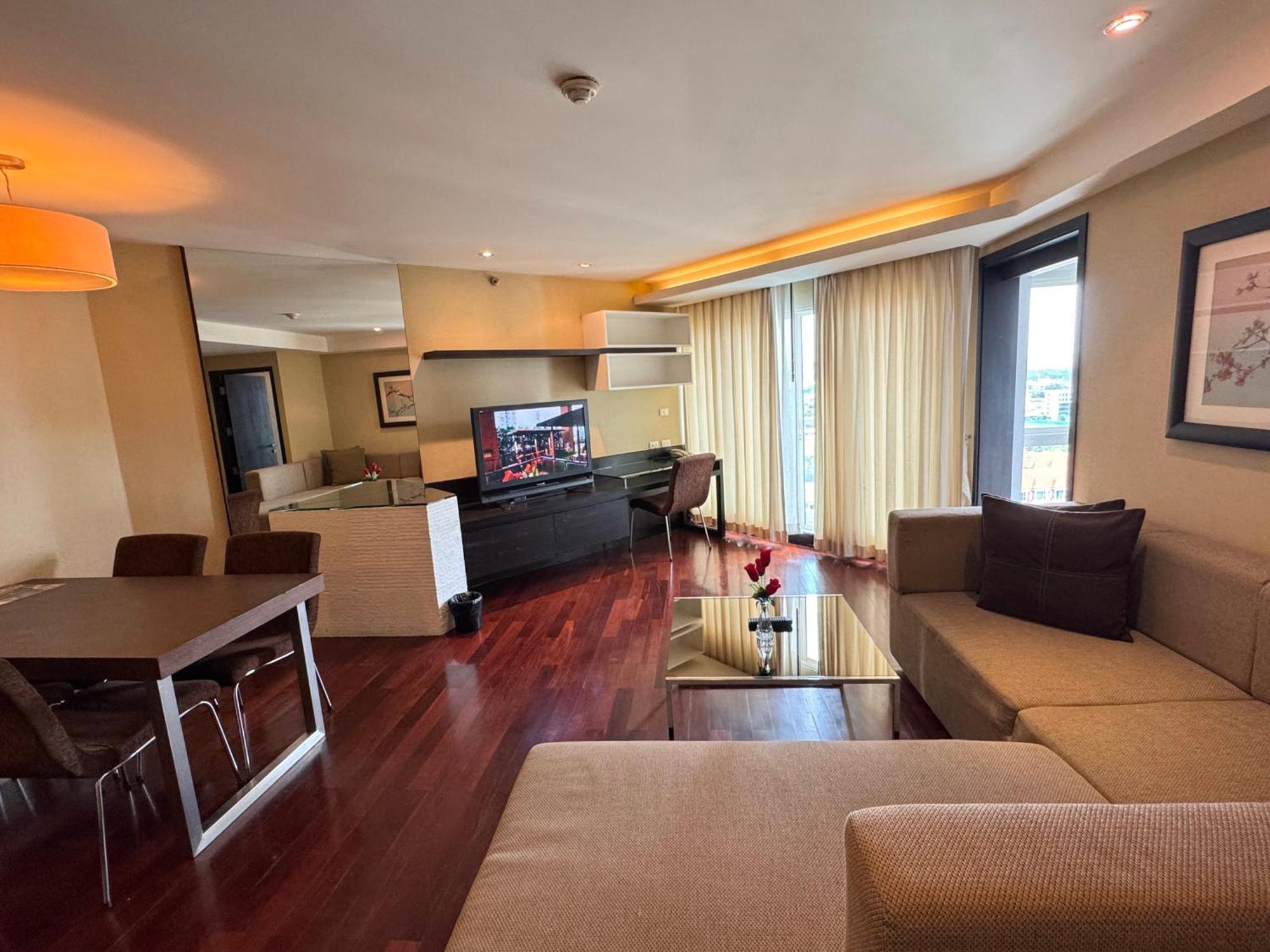The Narathiwas Hotel & Residence Sathorn Bangkok Ngoại thất bức ảnh
