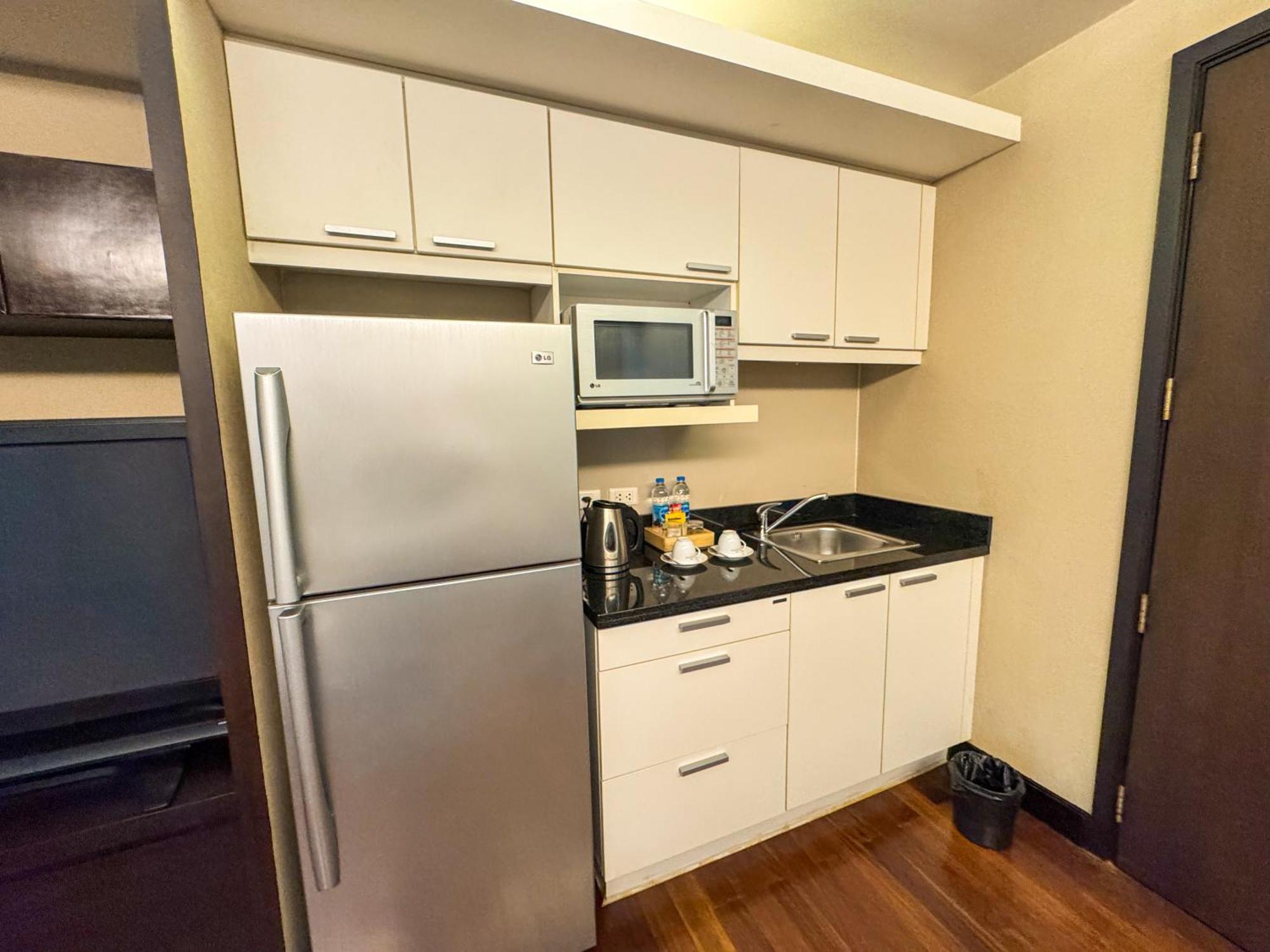 The Narathiwas Hotel & Residence Sathorn Bangkok Ngoại thất bức ảnh