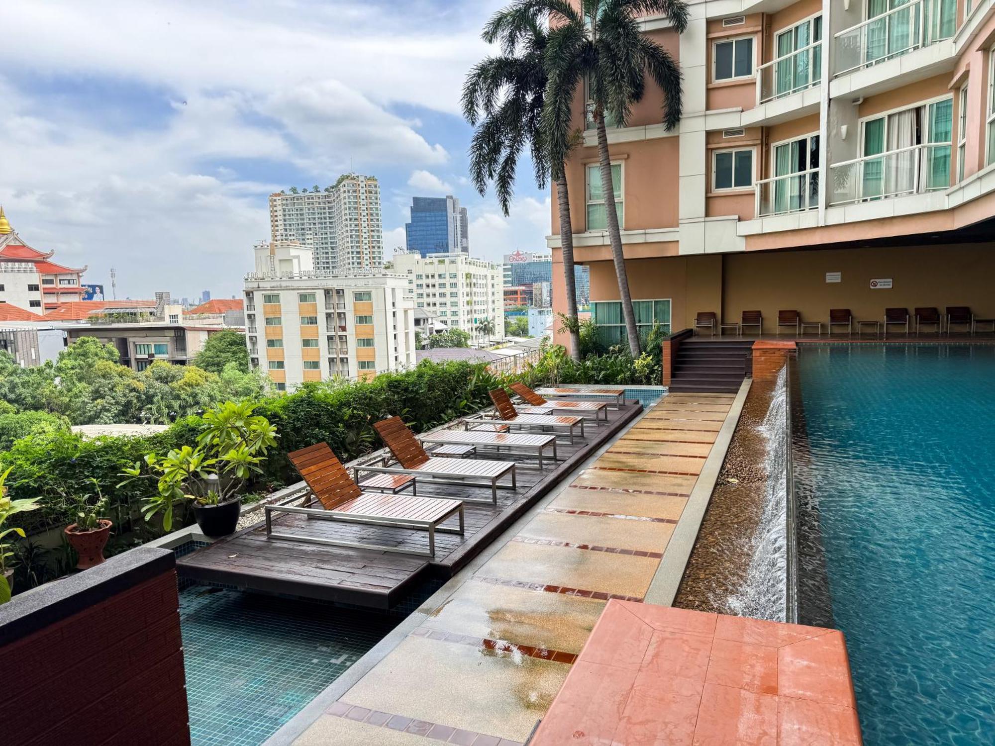 The Narathiwas Hotel & Residence Sathorn Bangkok Ngoại thất bức ảnh